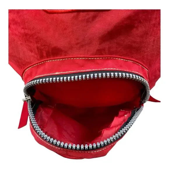 Vintage Y2K Invicta Red Nylon Backpack Milan, Italy Lightweight Great Condition - Picture 3 of 11